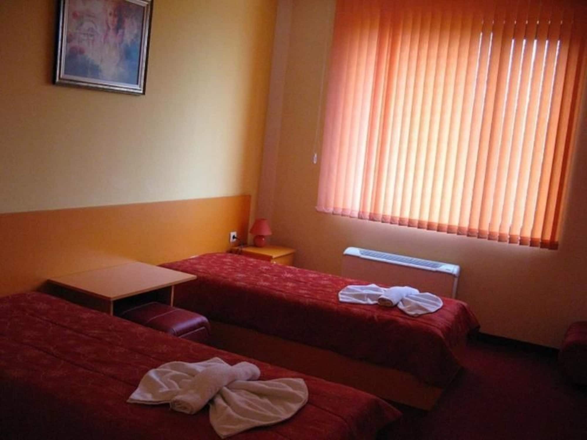 Hotel Tarnovo Велико-Тырново Экстерьер фото